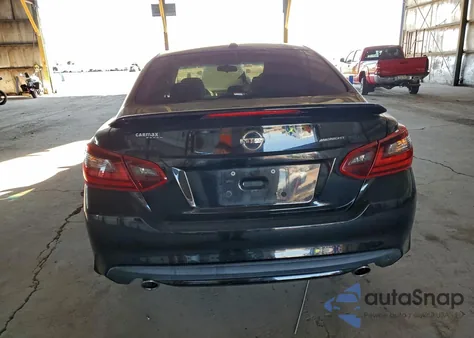 2018 Nissan Altima 2.5 z USA, uszkodzony, nr VIN 1N4AL3AP2JC216026